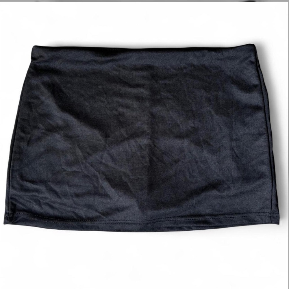 SHEIN BAE BLACK MINI SKIRT w built in shorts